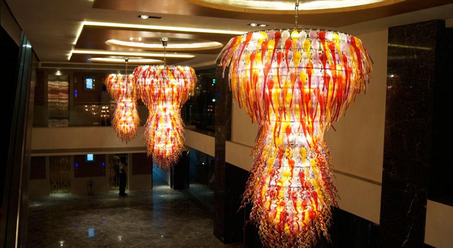 chandeliers-2